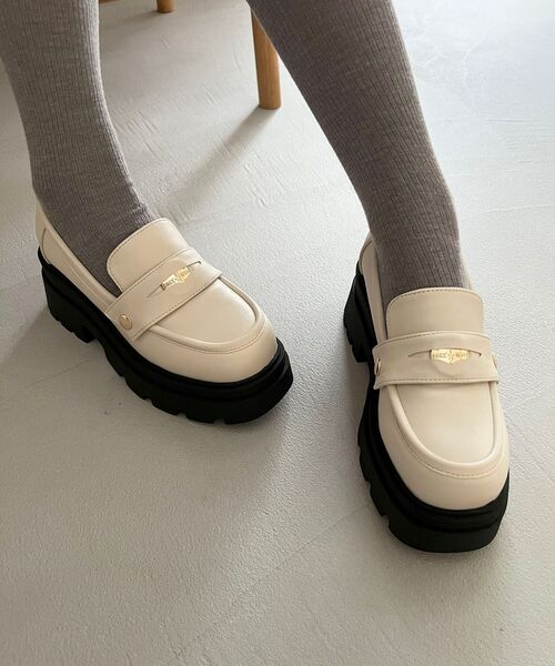 MAJESTIC LEGON(マジェスティックレゴン)の「2WAYボリュームローファー(ローファー・レディース・ブラック/ブラウン/アイボリー・MEDIUM/LARGE/X-LARGE/SMALL)」の11枚目の写真