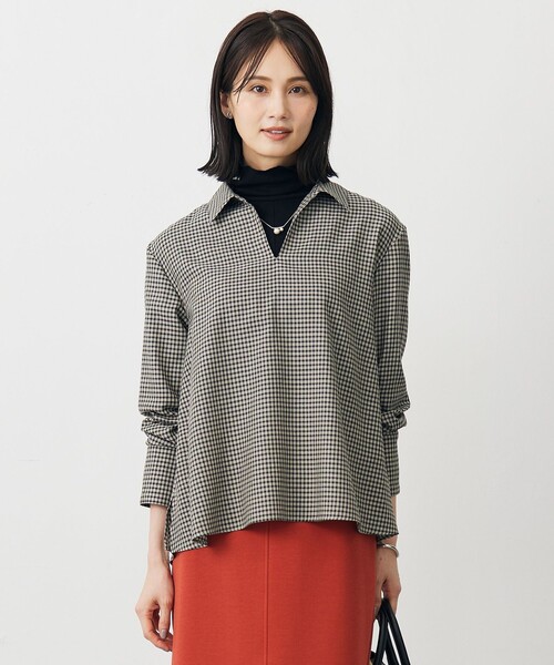 J.PRESS(ジェイプレス)の「サイロチェック スキッパー ブラウス(シャツ/ブラウス・レディース・アイボリー系3/ベージュ系3・T13)」の2枚目の写真