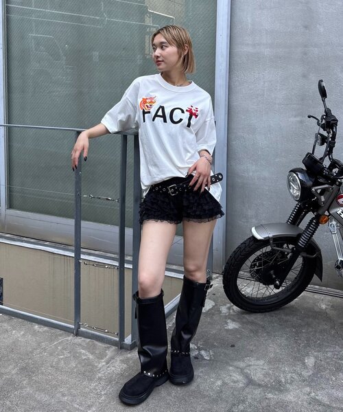 Sourcream（サワークリーム）の「【Sourcream/サワークリーム】虎刺繍ベトナムグラフィックT / 3サイズ（Tシャツ/カットソー・レディース・チャコールグレー/グレー/ホワイト・SMALL/MEDIUM/LARGE）」の13枚目の写真