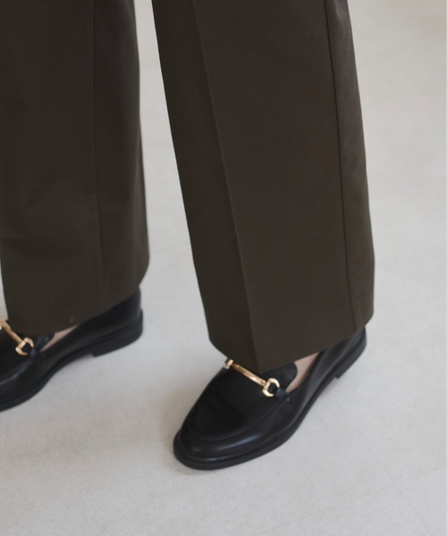 ANGIE(アンジー)の「センタープレススリムストレートスラックス(スラックス・レディース・カーキ・マルチサイズ)」の5枚目の写真