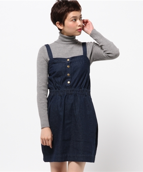 one after another NICE CLAUP（ワンアフターアナザーナイスクラップ）の「【ナイスクラップ】ジャンバースカート（ワンピース・レディース・ベージュ/キャメル/インディゴブルー・FREE）」の3枚目の写真