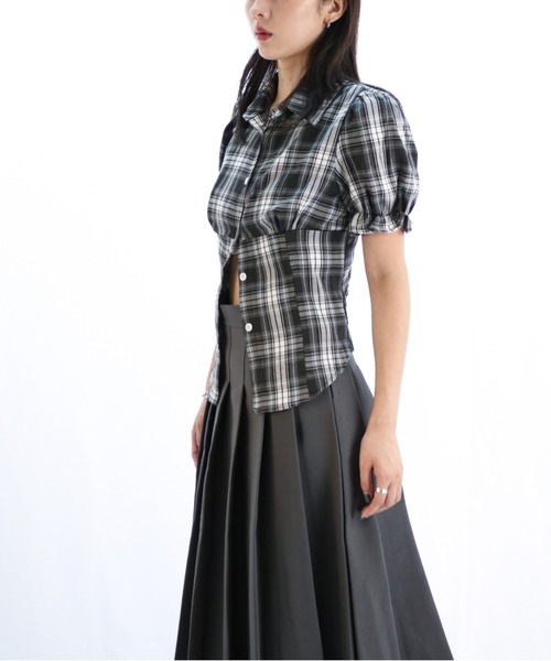 ENLIKE（エンリケ）の「パフショートスリーブタイトチェックシャツ（シャツ/ブラウス・レディース・ブラック系その他/ブラウン系その他・FREE）」の16枚目の写真