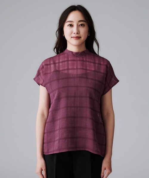 UNTITLED（アンタイトル）の「【シアー】チェックスタンドネックブラウス（シャツ/ブラウス・レディース・ブラック/ボルドー/アイボリー・44/48/50/00/02/04）」の10枚目の写真