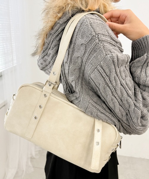 WEGO(ウィゴー)の「WEGO/サイドベルトボストンバッグ(ボストンバッグ・レディース・ブラウン/ブラック/ライトベージュ/ベージュ・FREE)」の5枚目の写真