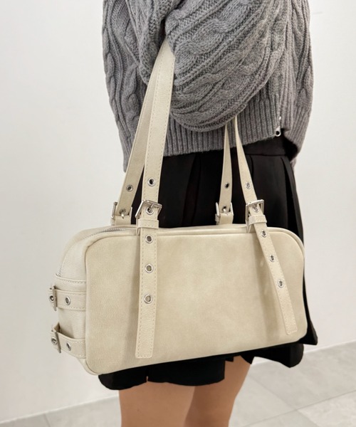 WEGO(ウィゴー)の「WEGO/サイドベルトボストンバッグ(ボストンバッグ・レディース・ブラウン/ブラック/ライトベージュ/ベージュ・FREE)」の8枚目の写真