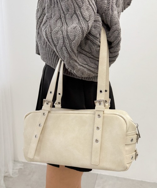 WEGO(ウィゴー)の「WEGO/サイドベルトボストンバッグ(ボストンバッグ・レディース・ブラウン/ブラック/ライトベージュ/ベージュ・FREE)」の10枚目の写真