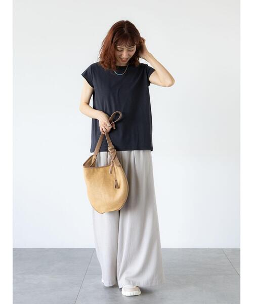 Lugnoncure（ルノンキュール）の「【接触冷感】フレンチスリーブTシャツ（Tシャツ/カットソー・レディース・オフホワイト/ネイビー/チャコールグレー/ブラック・F）」の7枚目の写真