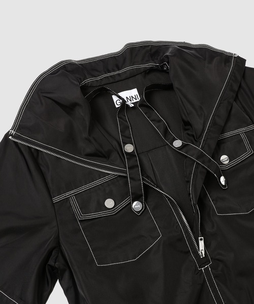 GANNI（ガニー）の「Duchesse Nylon Cowl Neck Long Dress（ワンピース・レディース・ブラック・38）」の9枚目の写真