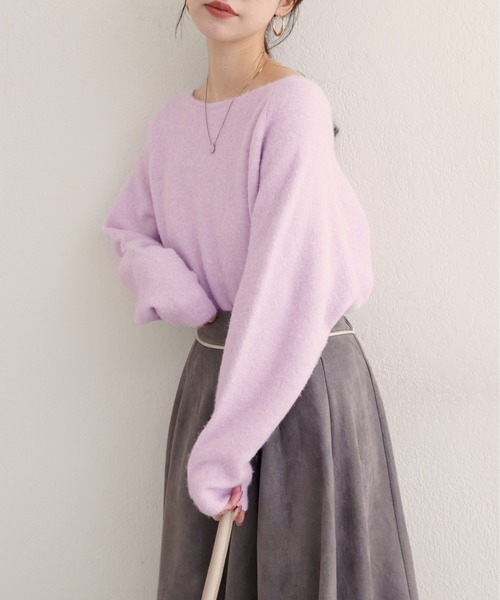 natural couture（ナチュラルクチュール）の「【WEB限定】ウール混前後2WAYニットプルオーバー（ニット/セーター・レディース・サックスブルー/オフホワイト/イエロー/チャコールグレー/ラベンダー・FREE）」の4枚目の写真