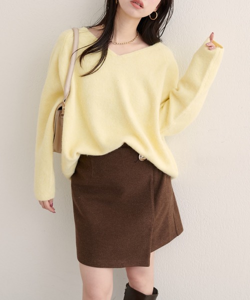 natural couture（ナチュラルクチュール）の「【WEB限定】ウール混前後2WAYニットプルオーバー（ニット/セーター・レディース・サックスブルー/オフホワイト/イエロー/チャコールグレー/ラベンダー・FREE）」の5枚目の写真