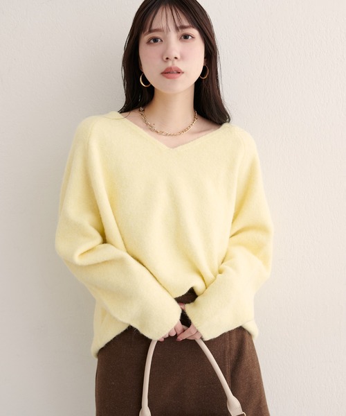 natural couture（ナチュラルクチュール）の「【WEB限定】ウール混前後2WAYニットプルオーバー（ニット/セーター・レディース・サックスブルー/オフホワイト/イエロー/チャコールグレー/ラベンダー・FREE）」の22枚目の写真