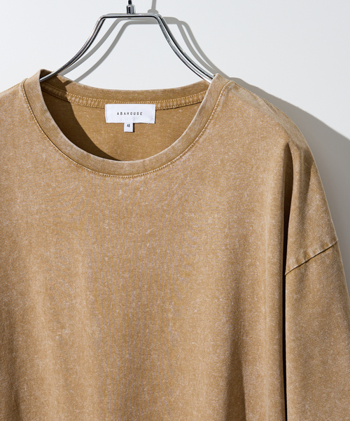 ABAHOUSE(アバハウス)の「【ピグメント加工】クルーネック半袖Tシャツ(Tシャツ/カットソー・メンズ・ブルー/カーキ/ベージュ/ブラック・46/48)」の3枚目の写真
