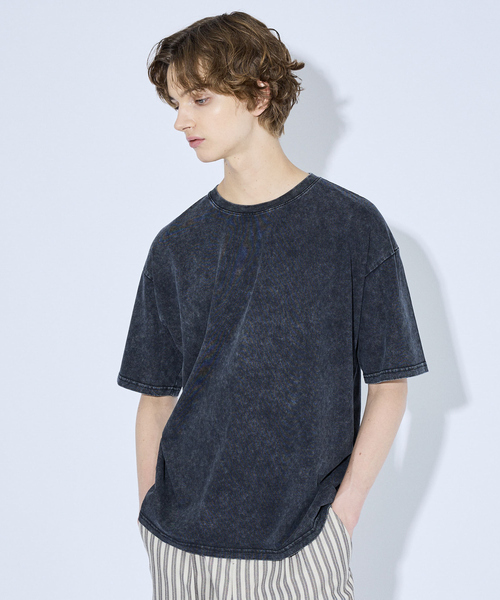 ABAHOUSE(アバハウス)の「【ピグメント加工】クルーネック半袖Tシャツ(Tシャツ/カットソー・メンズ・ブルー/カーキ/ベージュ/ブラック・46/48)」の2枚目の写真