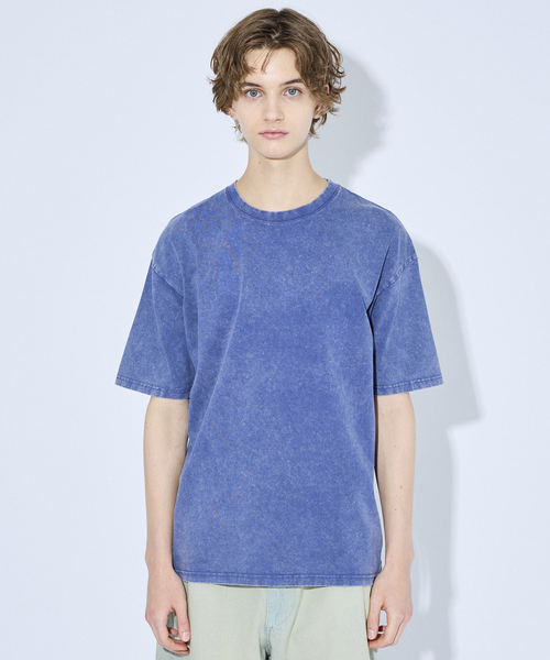 ABAHOUSE(アバハウス)の「【ピグメント加工】クルーネック半袖Tシャツ(Tシャツ/カットソー・メンズ・ブルー/カーキ/ベージュ/ブラック・46/48)」の6枚目の写真