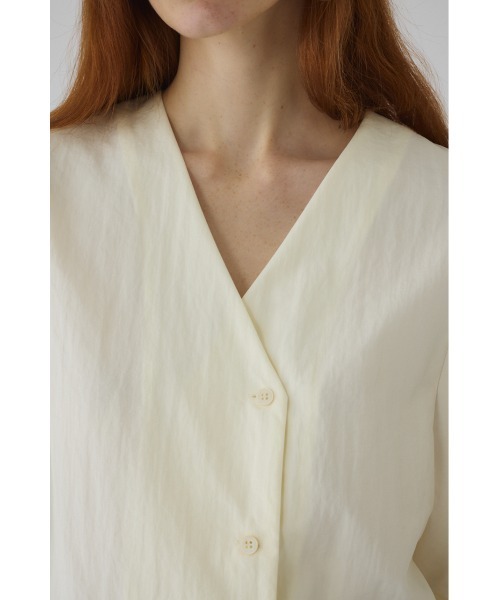 RIM.ARK(リムアーク)の「Volume sleeve v-neck SH ボリュームスリーブブイネックシャツ(シャツ/ブラウス・レディース・ホワイト/ブラック・FREE)」の8枚目の写真