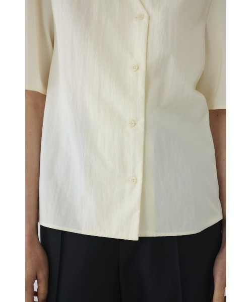 RIM.ARK(リムアーク)の「Volume sleeve v-neck SH ボリュームスリーブブイネックシャツ(シャツ/ブラウス・レディース・ホワイト/ブラック・FREE)」の10枚目の写真