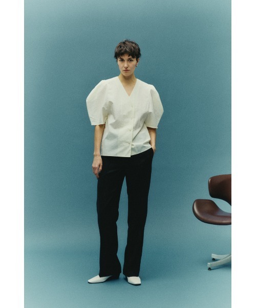 RIM.ARK（リムアーク）の「Volume sleeve v-neck SH ボリューム