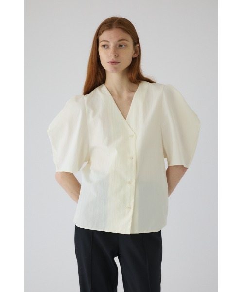 RIM.ARK(リムアーク)の「Volume sleeve v-neck SH ボリュームスリーブブイネックシャツ(シャツ/ブラウス・レディース・ホワイト/ブラック・FREE)」の22枚目の写真