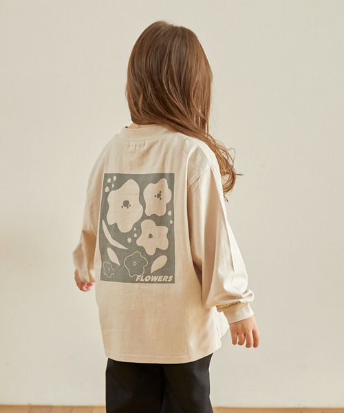 undeny.（アンディニ－）の「undeny/アンディニー FLOWERS L/S Tシャツ（Tシャツ/カットソー・キッズ・ホワイト/ベージュ系その他/チャコールグレー・M/L/XL）」の3枚目の写真