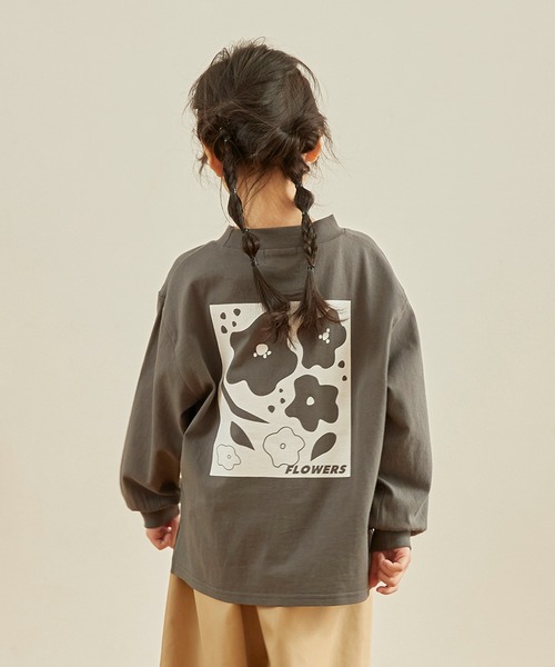 undeny.（アンディニ－）の「undeny/アンディニー FLOWERS L/S Tシャツ（Tシャツ/カットソー・キッズ・ホワイト/ベージュ系その他/チャコールグレー・M/L/XL）」の2枚目の写真