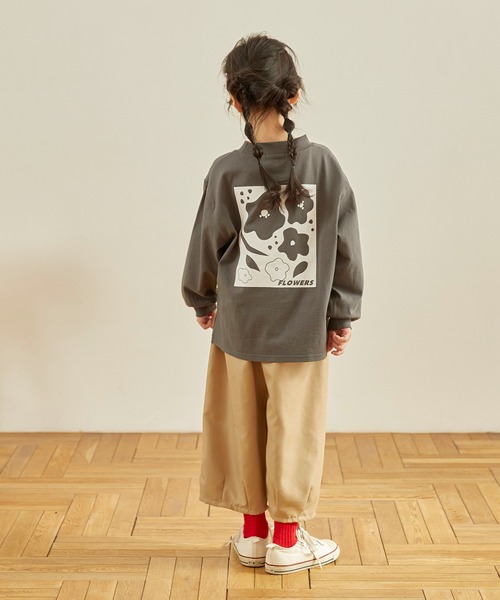 undeny.（アンディニ－）の「undeny/アンディニー FLOWERS L/S Tシャツ（Tシャツ/カットソー・キッズ・ホワイト/ベージュ系その他/チャコールグレー・M/L/XL）」の9枚目の写真