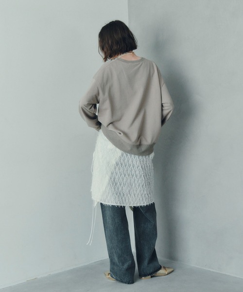 YECCA VECCA(イェッカヴェッカ)の「刺繍ロゴスウェット(スウェット・レディース・ネイビー/ベージュ/杢グレー・FREE)」の15枚目の写真