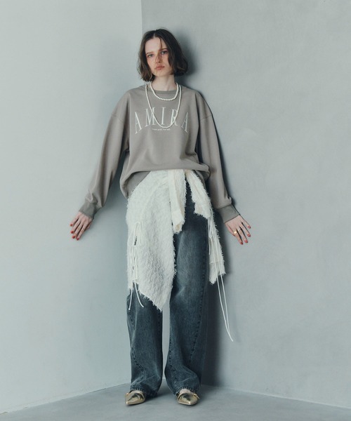 YECCA VECCA(イェッカヴェッカ)の「刺繍ロゴスウェット(スウェット・レディース・ネイビー/ベージュ/杢グレー・FREE)」の10枚目の写真