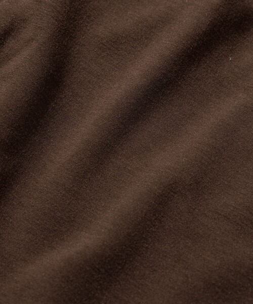 NANGA(ナンガ)の「NANGA/ナンガ 別注 neo-PRO スピンドル ポケット ロングスリーブTシャツ/日本製/遮熱/UVカット/吸水速乾/リラックスフィット(Tシャツ/カットソー・メンズ・ホワイト/チャコールグレー/ブラック/ブラウン・SMALL/MEDIUM/LARGE/X-LARGE)」の19枚目の写真