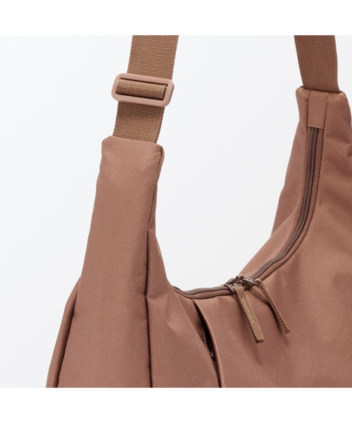 無印良品(ムジルシリョウヒン)の「撥水 2WAY ワンショルダーバッグ(ショルダーバッグ・レディース・ダークベージュ/ブラウン系/ブラック・FREE)」の16枚目の写真
