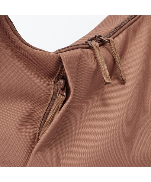 無印良品(ムジルシリョウヒン)の「撥水 2WAY ワンショルダーバッグ(ショルダーバッグ・レディース・ダークベージュ/ブラウン系/ブラック・FREE)」の14枚目の写真