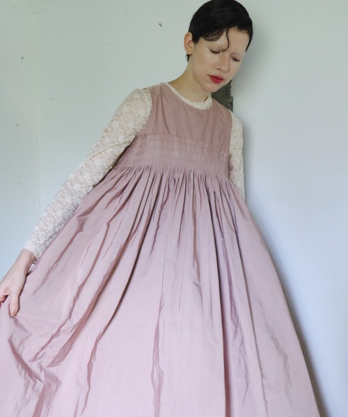 PERNA（ペルナ）の「ピンタックギャザーワンピース（ワンピース・レディース・ブラック/スモークピンク・MEDIUM/LARGE）」の13枚目の写真