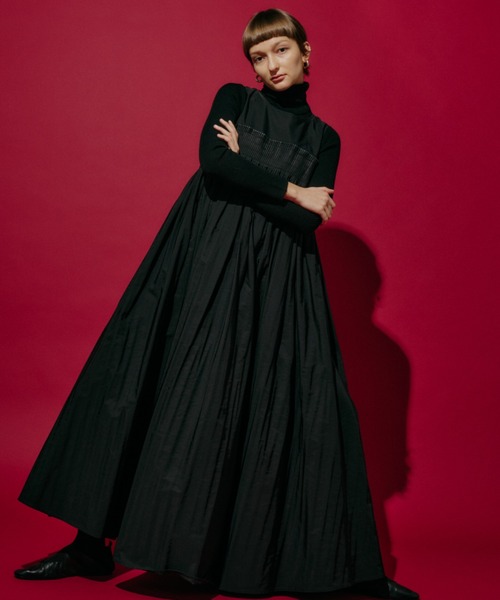 PERNA（ペルナ）の「ピンタックギャザーワンピース（ワンピース・レディース・ブラック/スモークピンク・MEDIUM/LARGE）」の21枚目の写真