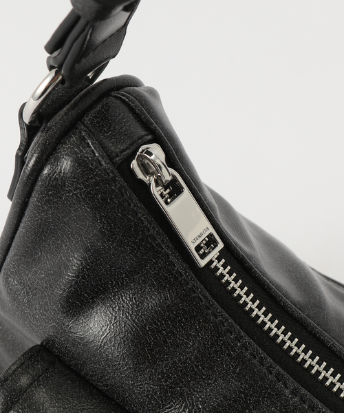 STANDOIL（スタンドオイル）の「STAND OIL JOEY BAG MINI（ショルダーバッグ・レディース・ブラウン/キャメル/ブラック・FREE）」の15枚目の写真