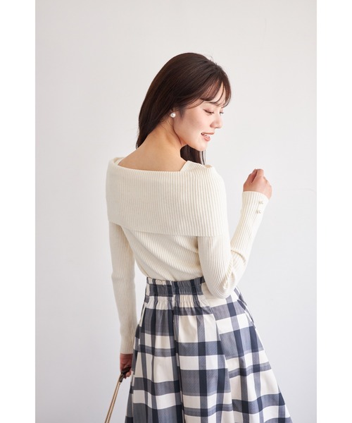 tocco closet(トッコ クローゼット)の「【ZOZO限定】袖口パールオフショルラメニットトップス(ニット/セーター・レディース・アイボリー/ブラック/ピンク/ピンクベージュ/シルバー・M)」の13枚目の写真