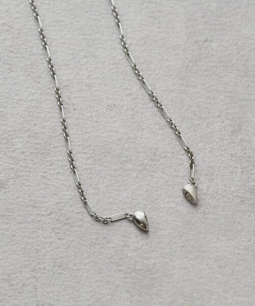 LOUNGEDRESS（ラウンジドレス）の「【GALENA/ガレナ】マグネットハートネックレス（ネックレス・レディース・シルバー/ゴールド・FREE）」の3枚目の写真
