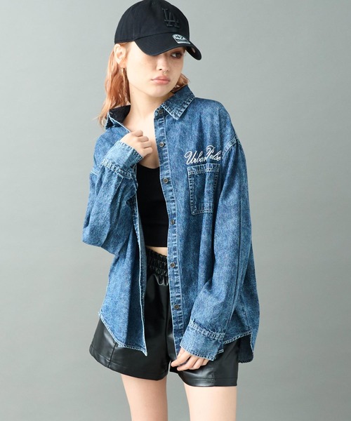 ANAP（アナップ）の「ケミカルウォッシュ 刺繍 オーバーサイズ デニム シャツ（シャツ/ブラウス・レディース・ブラック/ブルー・F）」の8枚目の写真