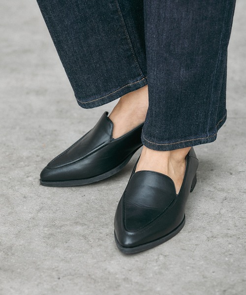 GLOBAL WORK（グローバルワーク）の「らくっションポインテッドヒールパンプス/591539（パンプス・レディース・ブラウン/ブラック/シルバー/ダークブラウン・LARGE/MEDIUM）」の2枚目の写真