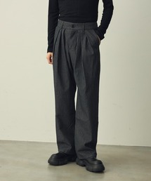 Shoowtime（ショウタイム）の「Pinstripe 3-pleat straight slacks / ピンストライプ3タックストレートスラックス（スラックス・レディース）」
