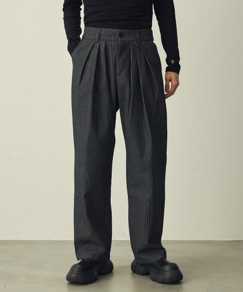 セール】Pinstripe 3-pleat straight slacks / ピンストライプ3タック