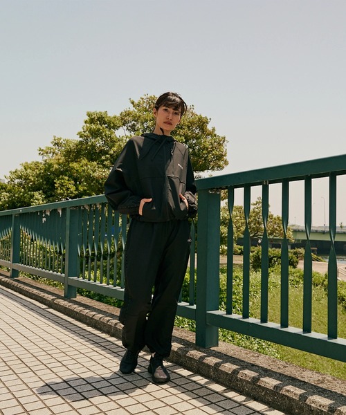 RVCA(ルーカ)の「RVCA レディース MINI RVCA TECH JACKET ジャケット 【2025年秋冬モデル】 @autumn/ルーカ撥水ジップアップブルゾン(ブルゾン・レディース・オフホワイト/ブラック・LARGE/MEDIUM/SMALL)」の11枚目の写真