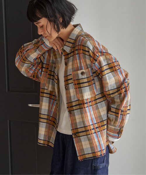 LBC(エルビーシー)の「モールチェックCPOシャツ(シャツ/ブラウス・レディース・ブラック/ベージュ/グリーン・M)」の1枚目の写真