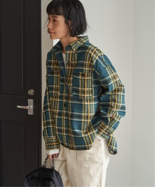 LBC(エルビーシー)の「モールチェックCPOシャツ(シャツ/ブラウス・レディース・ブラック/ベージュ/グリーン・M)」の5枚目の写真