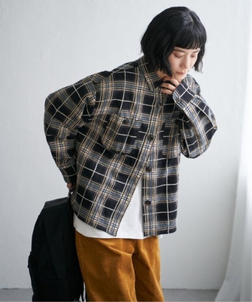 LBC(エルビーシー)の「モールチェックCPOシャツ(シャツ/ブラウス・レディース・ブラック/ベージュ/グリーン・M)」の6枚目の写真