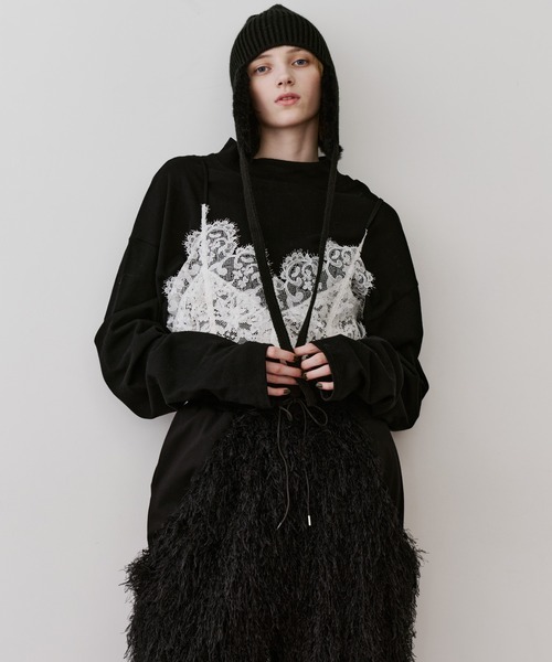 モチーフレース×サテンキャミ（キャミソール）｜LA BELLE ETUDE