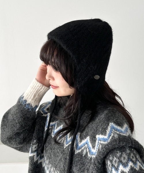 CLEA（クレア）の「プレート付きニットフライトキャップ（ニットキャップ/ビーニー・レディース・チャコールグレー/アイボリー/ブラック/ベージュ/ブラウン/レッド・FREE）」の2枚目の写真