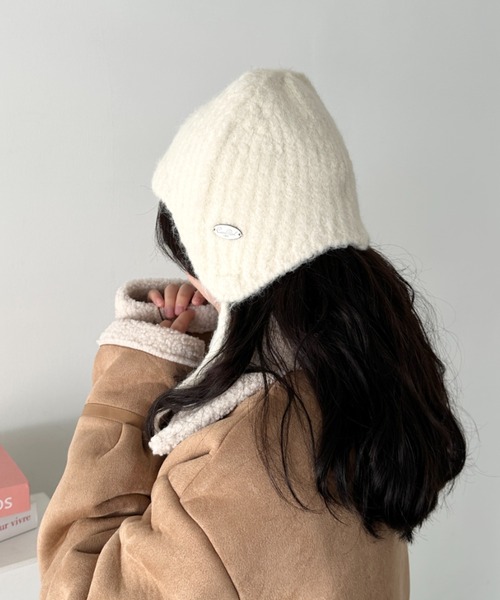 CLEA（クレア）の「プレート付きニットフライトキャップ（ニットキャップ/ビーニー・レディース・チャコールグレー/アイボリー/ブラック/ベージュ/ブラウン/レッド・FREE）」の14枚目の写真