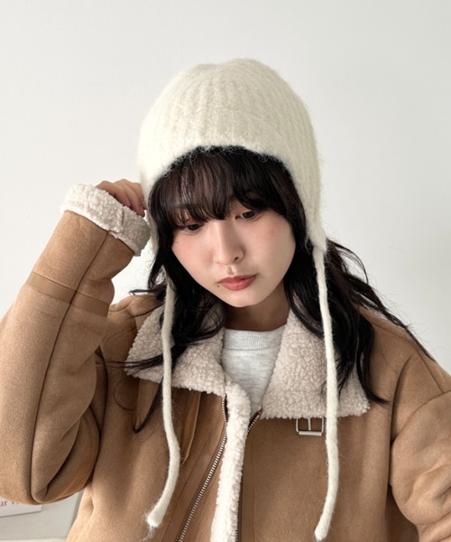 CLEA（クレア）の「プレート付きニットフライトキャップ（ニットキャップ/ビーニー・レディース・チャコールグレー/アイボリー/ブラック/ベージュ/ブラウン/レッド・FREE）」の11枚目の写真