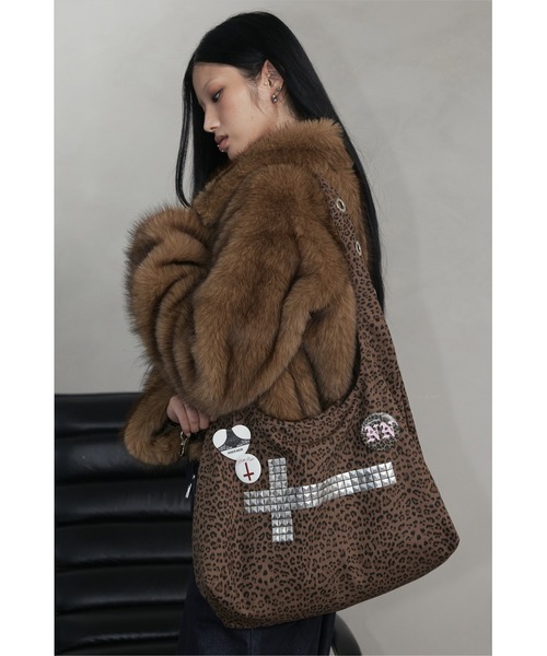 A'GEM/9 × .kom 『NIIER NOR/ニアノア』 CROSS STUD SHOULDER BAG