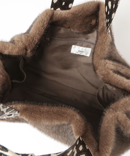 Elura（エルーラ）の「ミンクライクファートートL/607564（トートバッグ・レディース・ブラウン/グレー・FREE）」の4枚目の写真
