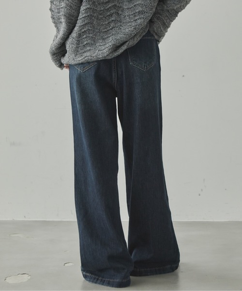 VIVID LADY(ビビッドレディー)の「裾フレアワイドデニムパンツ(デニムパンツ・レディース・ダークブルー・SMALL/MEDIUM)」の12枚目の写真